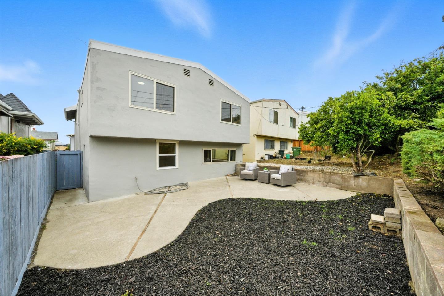 362 Lakeshire Drive