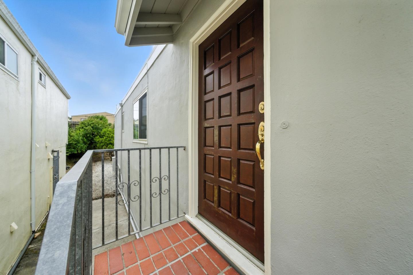 362 Lakeshire Drive