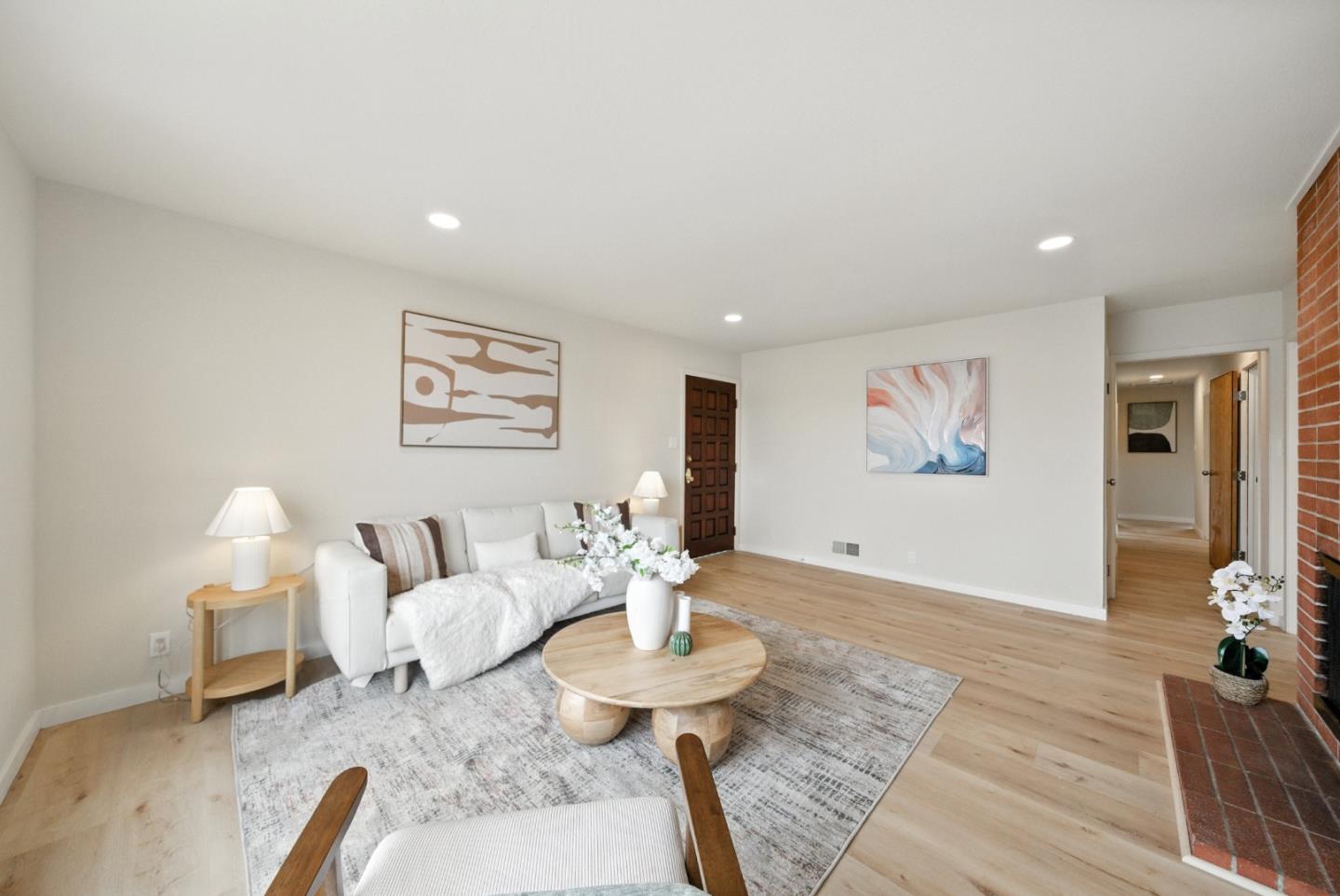 362 Lakeshire Drive