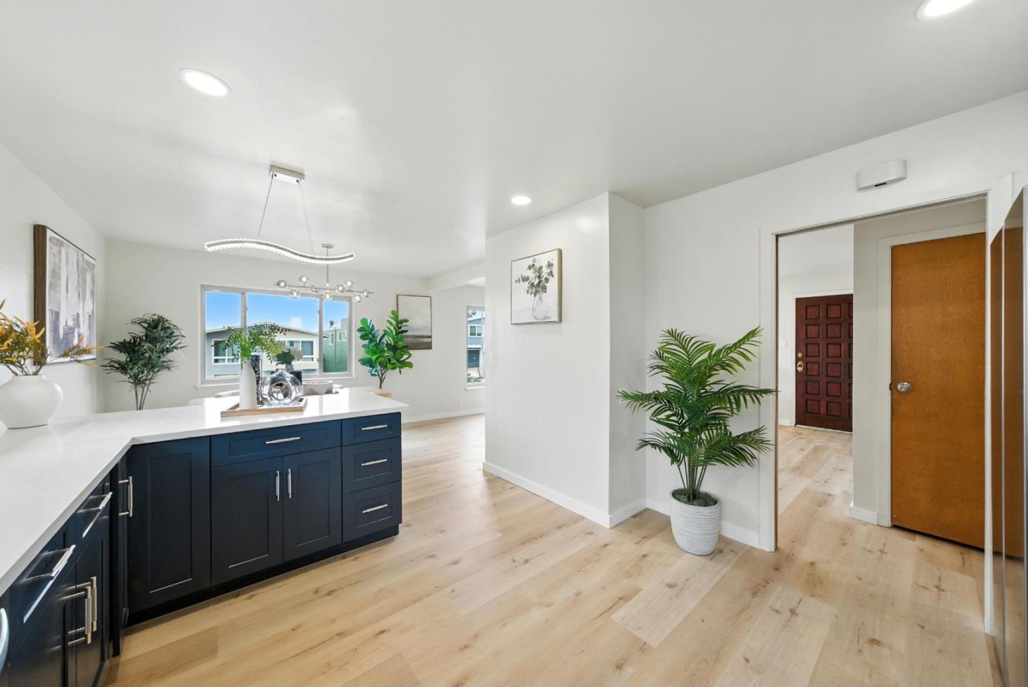 362 Lakeshire Drive