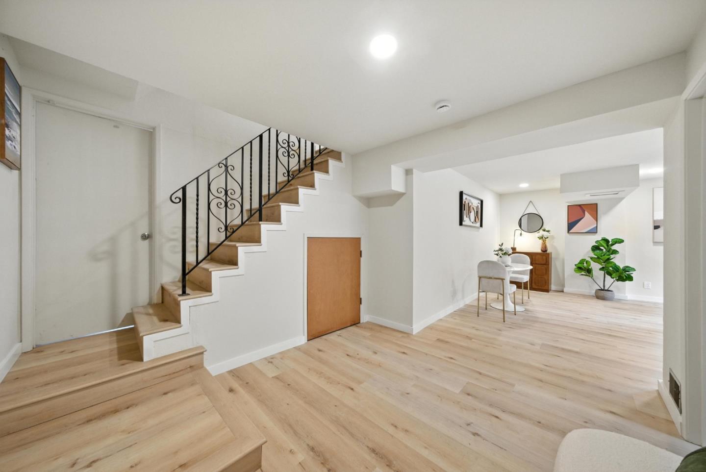 362 Lakeshire Drive