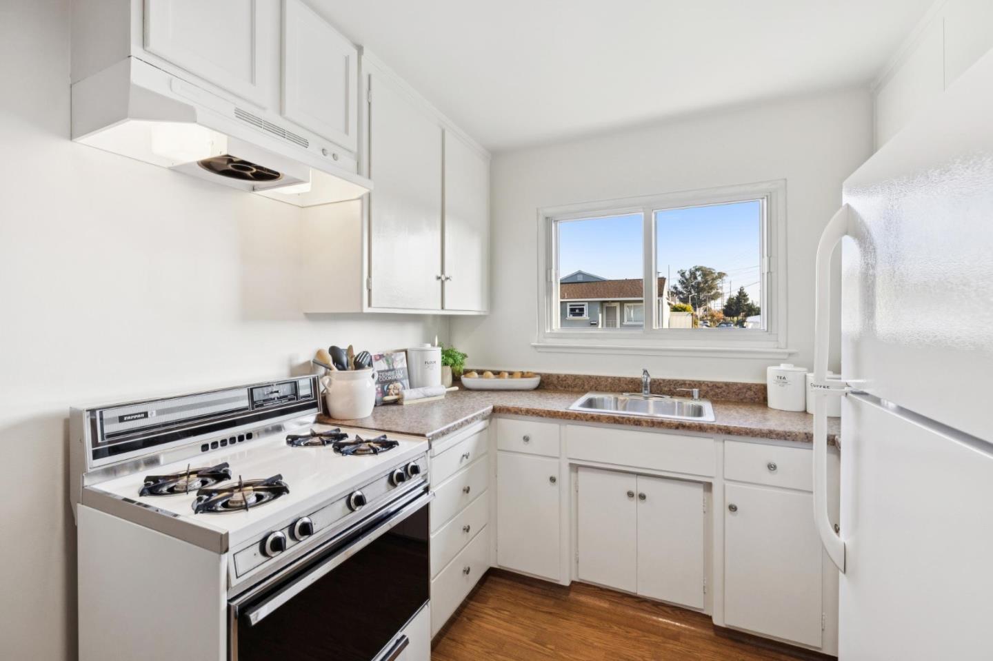 300 San Pablo Avenue