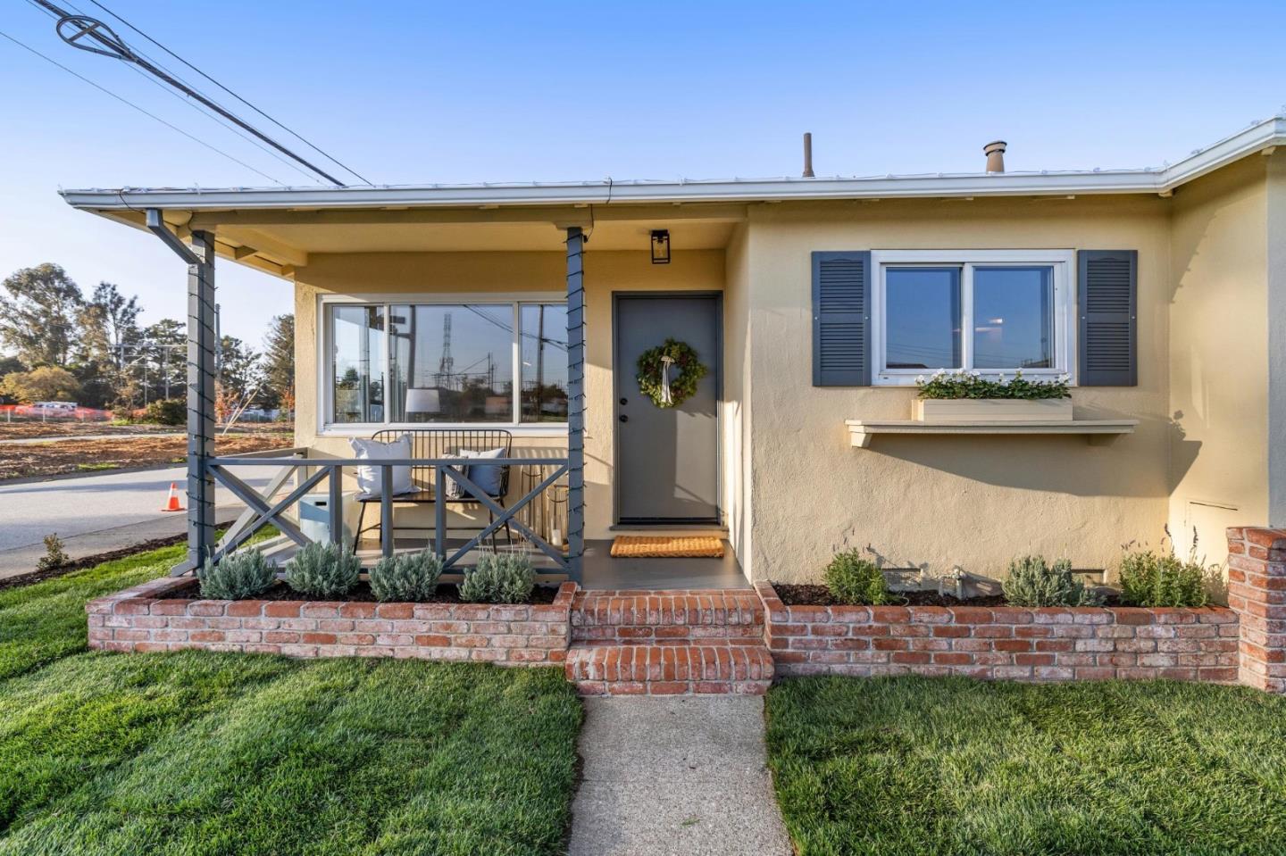 300 San Pablo Avenue