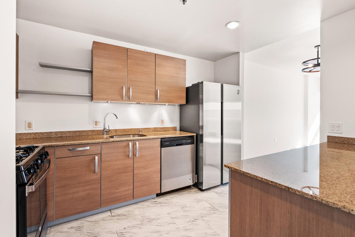 1 Mandalay PL 1007