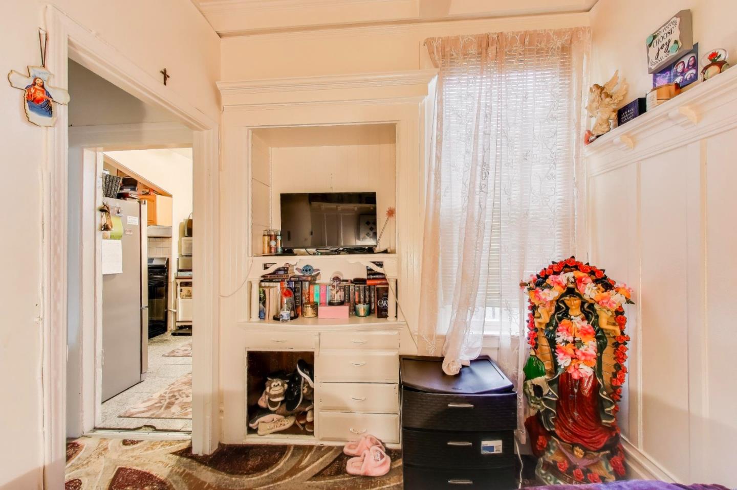 4592-4594 Mission Street