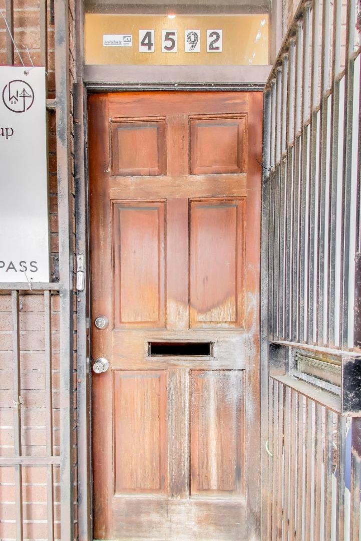 4592-4594 Mission Street