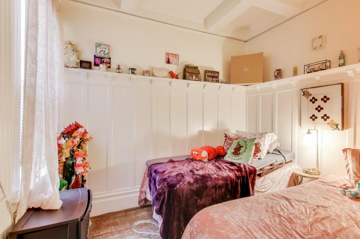 4592-4594 Mission Street