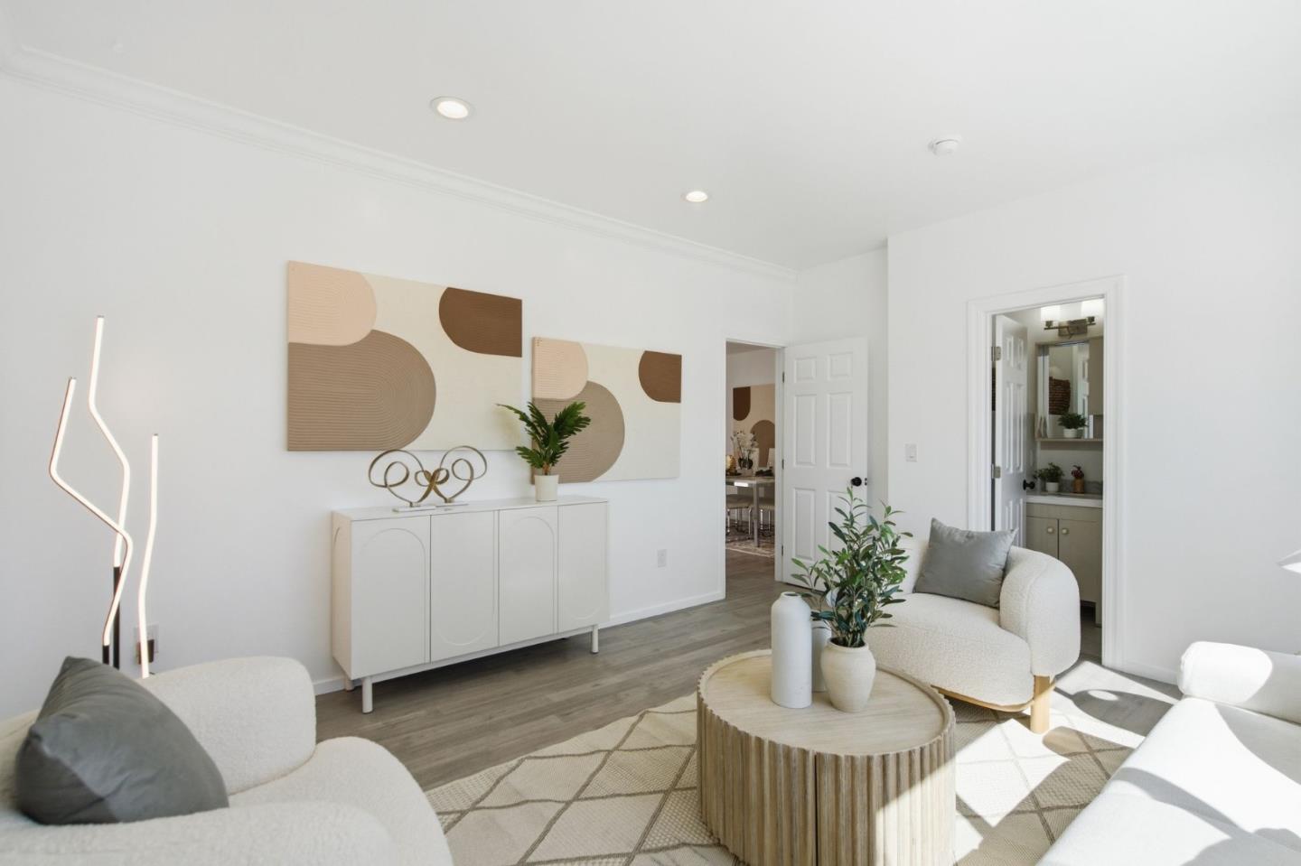 152 West Moltke Street