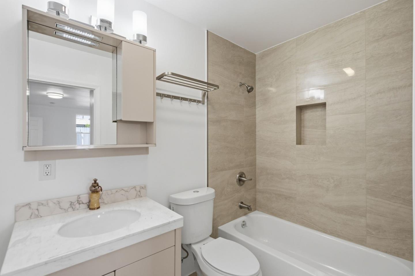 152 West Moltke Street