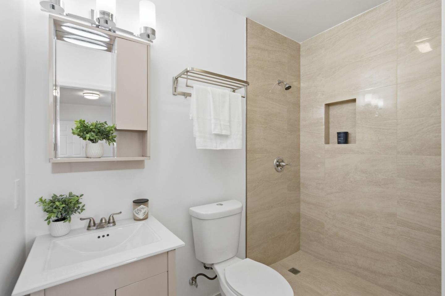 152 West Moltke Street