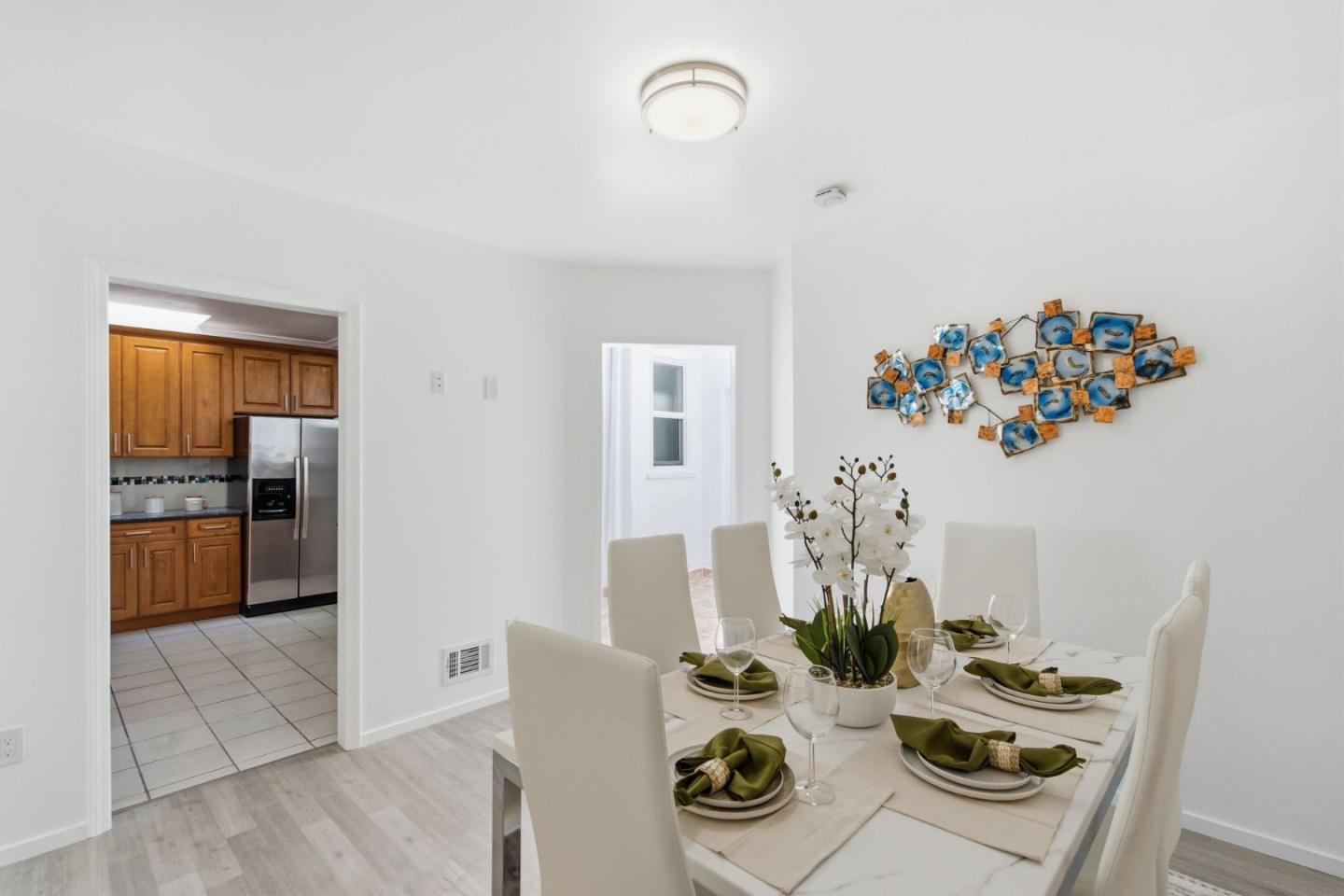 152 West Moltke Street