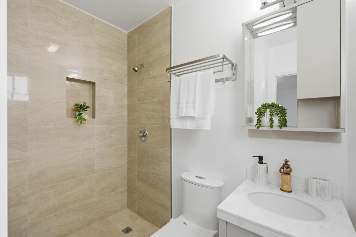 152 West Moltke Street