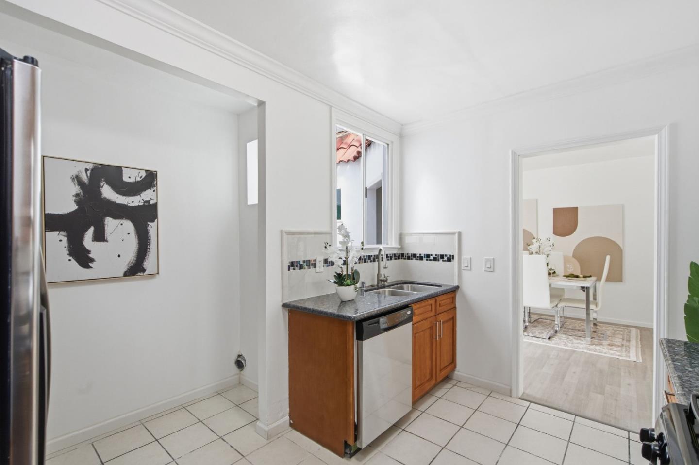 152 West Moltke Street