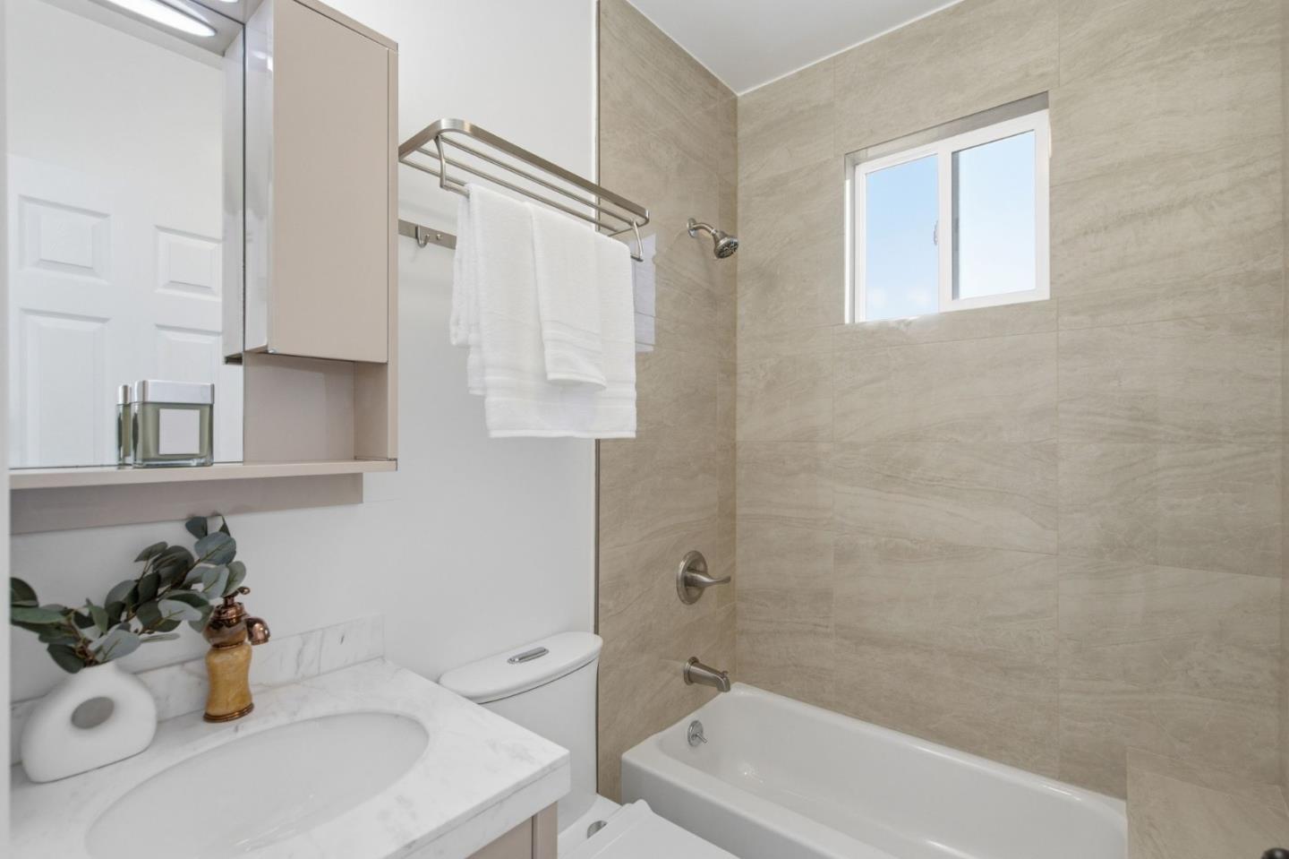 152 West Moltke Street