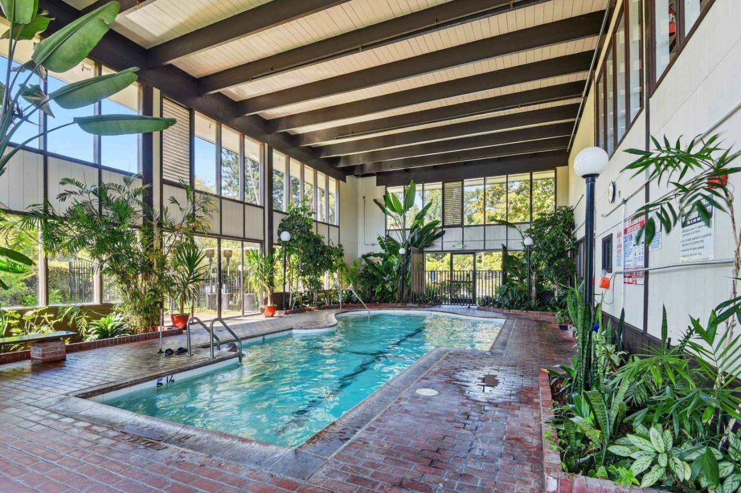2110 Shelter Creek LN