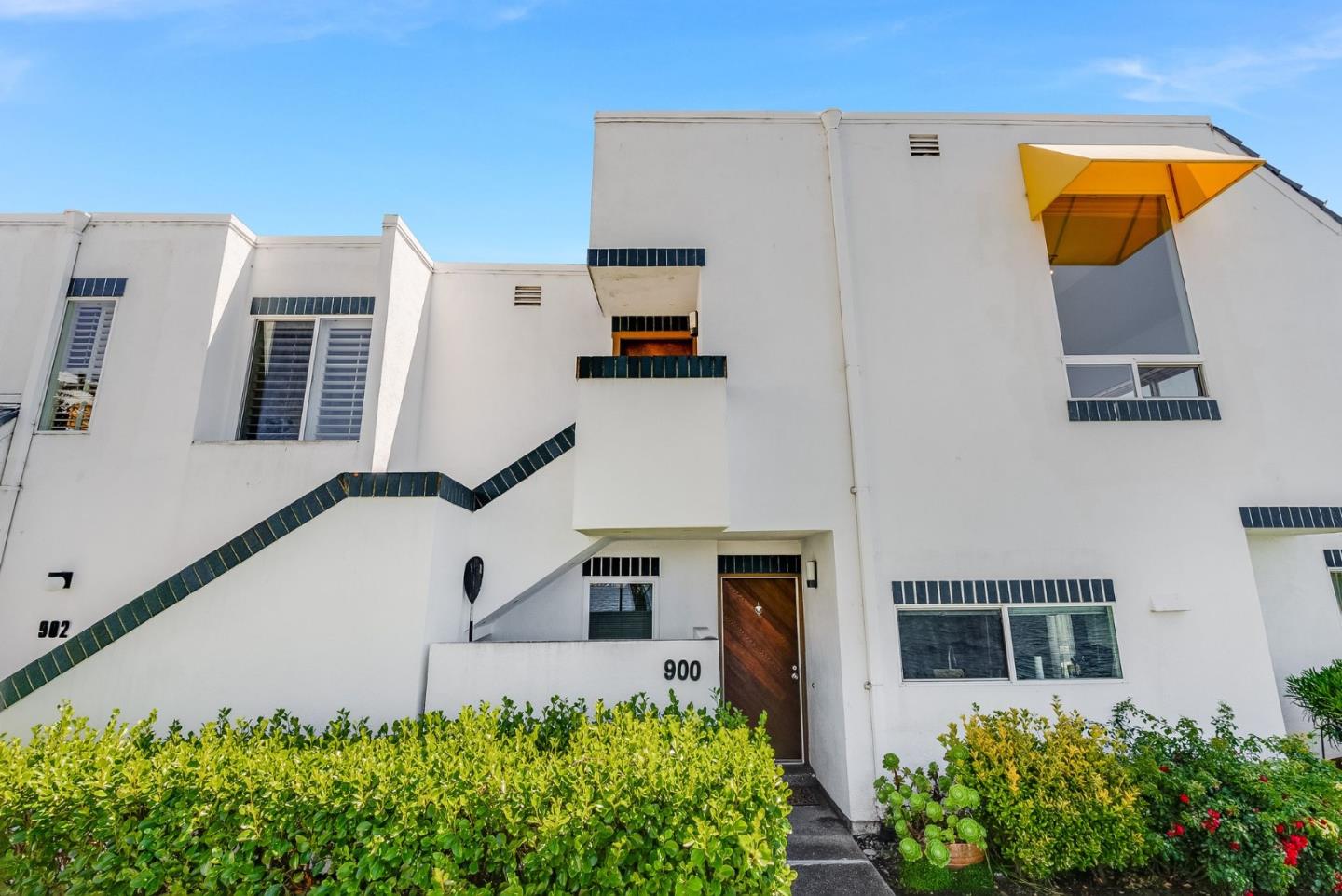 902 Lido Lane