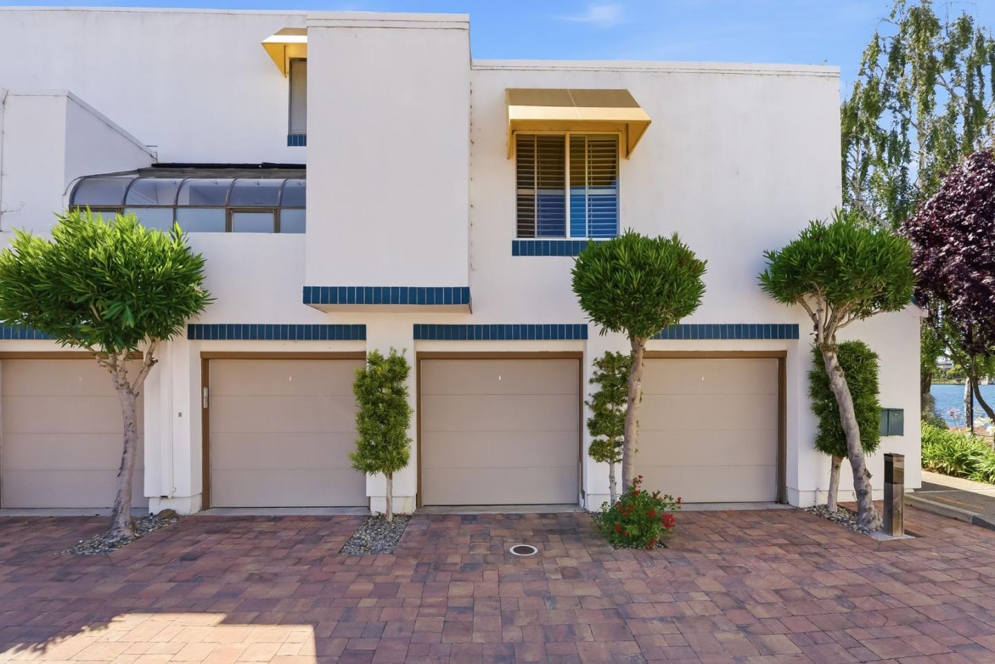 902 Lido Lane