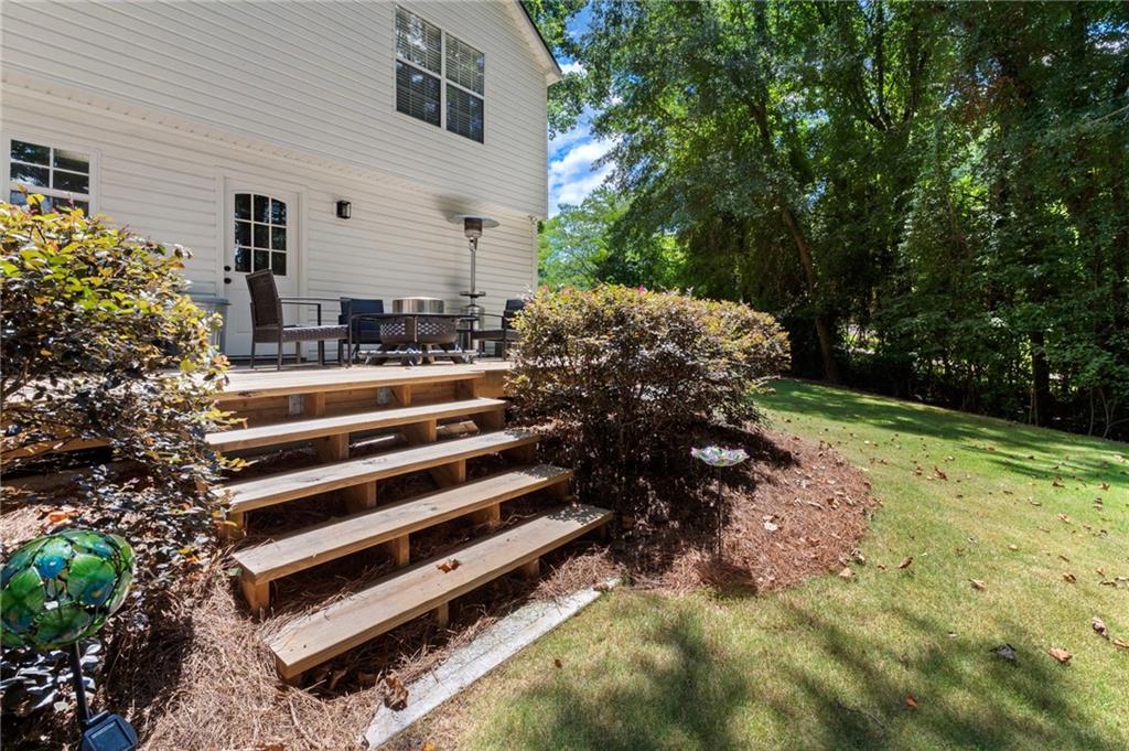 4120 Chanticleer Drive NW