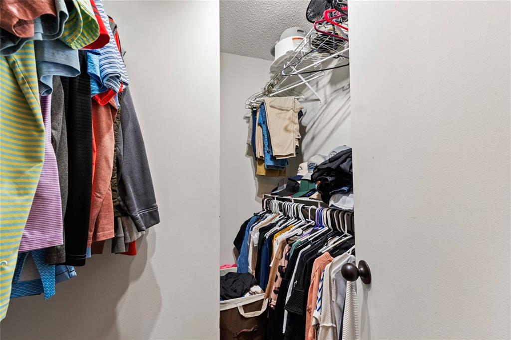 4120 Chanticleer Drive NW