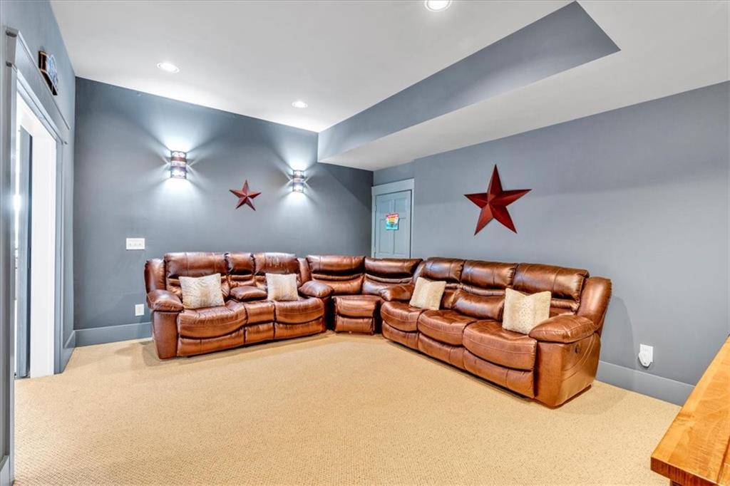 52 Waterside Drive SE