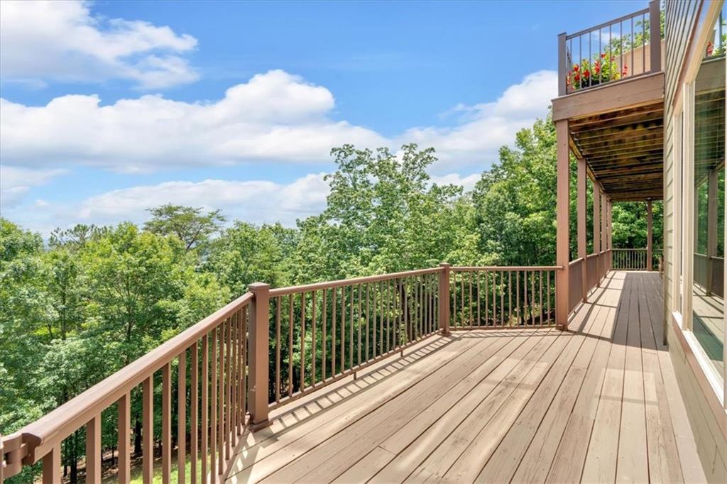 52 Waterside Drive SE