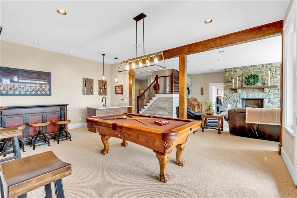 52 Waterside Drive SE