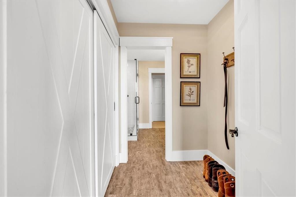 52 Waterside Drive SE