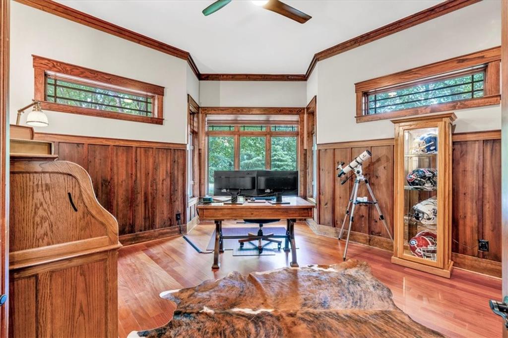 52 Waterside Drive SE