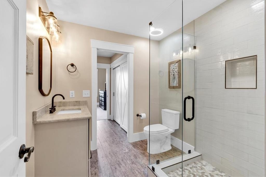 52 Waterside Drive SE