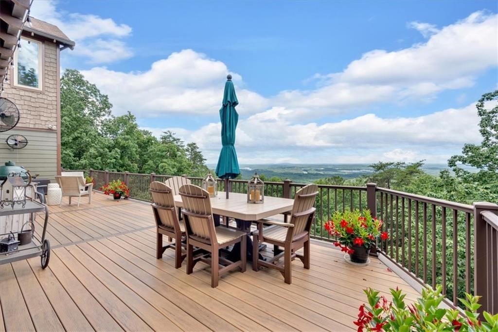 52 Waterside Drive SE