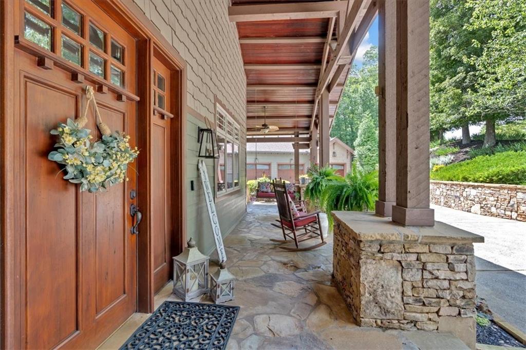 52 Waterside Drive SE