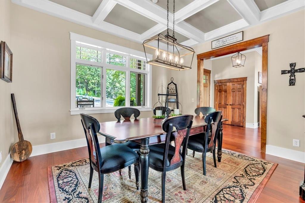 52 Waterside Drive SE