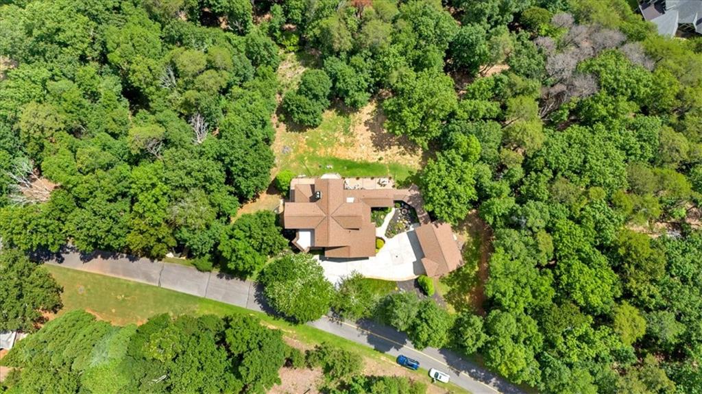 52 Waterside Drive SE