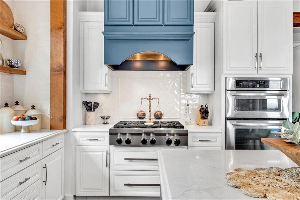 52 Waterside Drive SE