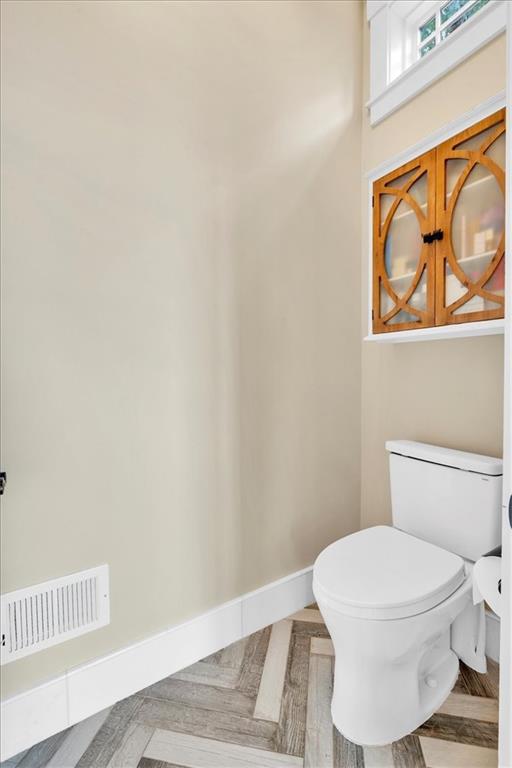 52 Waterside Drive SE