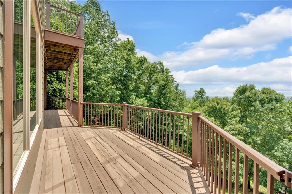 52 Waterside Drive SE