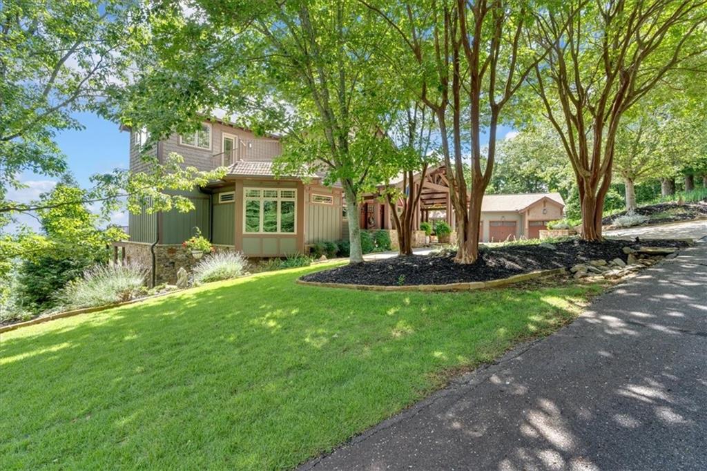 52 Waterside Drive SE