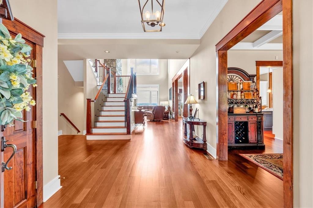 52 Waterside Drive SE