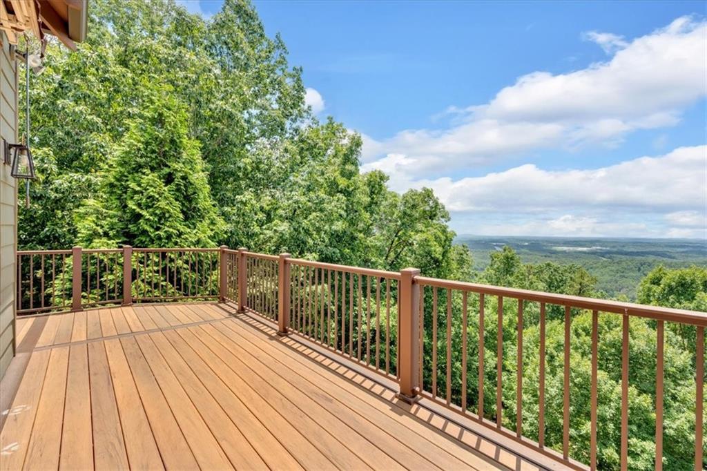 52 Waterside Drive SE