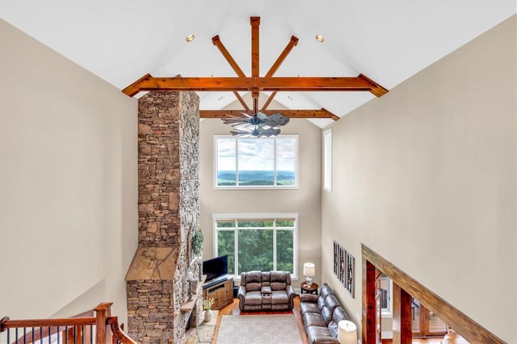 52 Waterside Drive SE