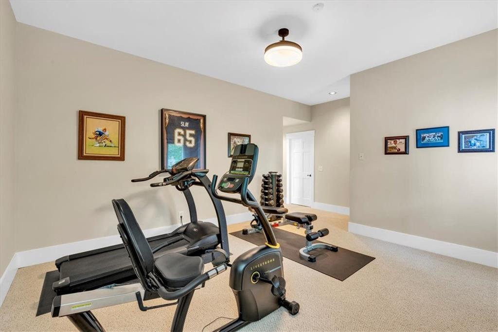 52 Waterside Drive SE