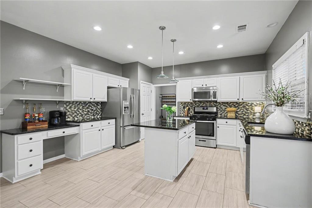 3241 Citation Avenue NW