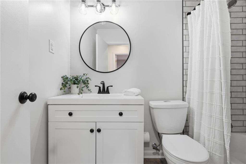 2870 Old Carriage Drive SW