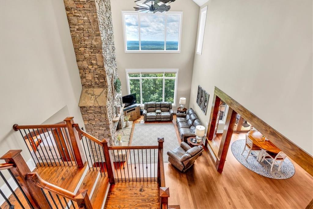 52 Waterside Drive SE