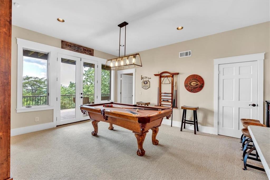 52 Waterside Drive SE