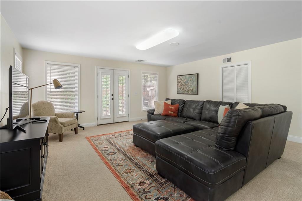 1174 Bowerie Chase