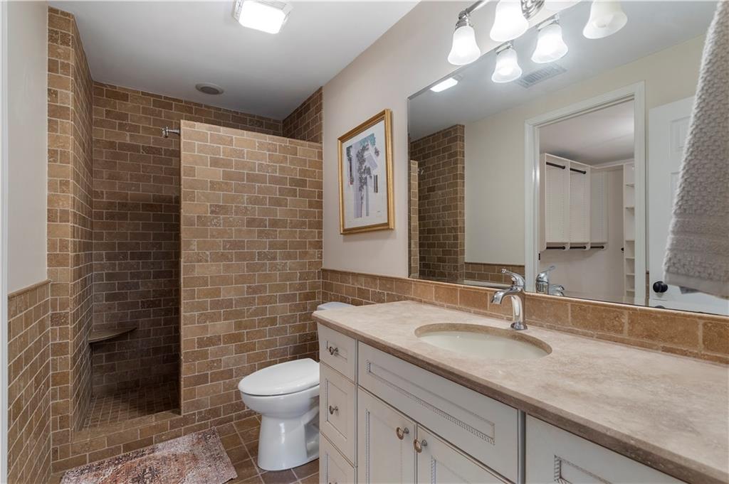 1174 Bowerie Chase