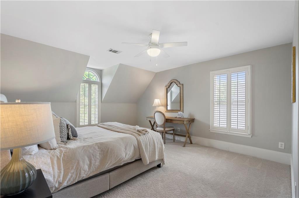 1174 Bowerie Chase