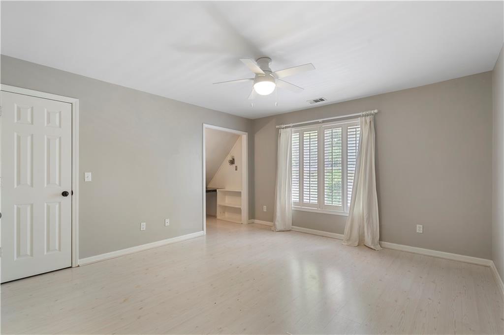 1174 Bowerie Chase