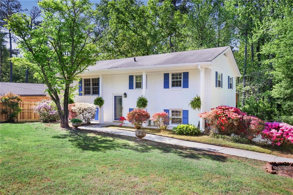 1995 Calvary Hill Court SW